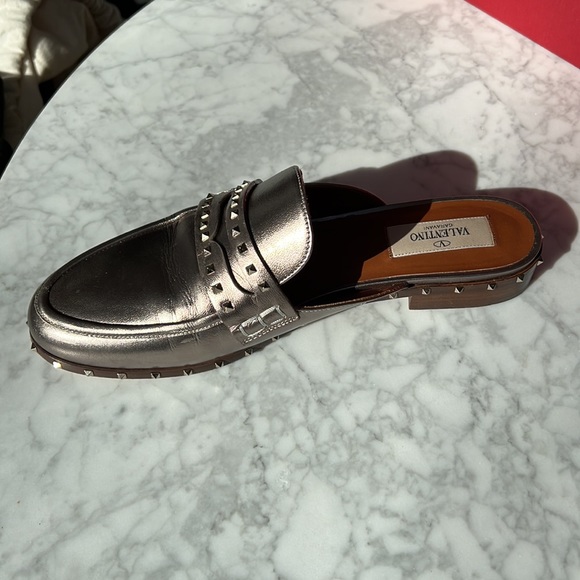 Valentino Platinum Studded Mule.  37.5 - Picture 3 of 10